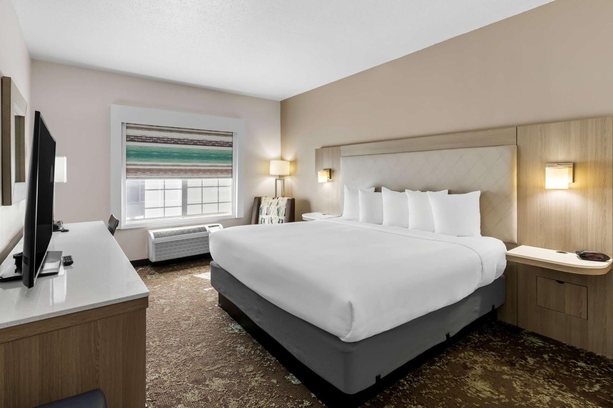 Best Western Worlds Of Fun Kansas City Exterior photo